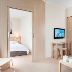 Aparthotel Starling ***