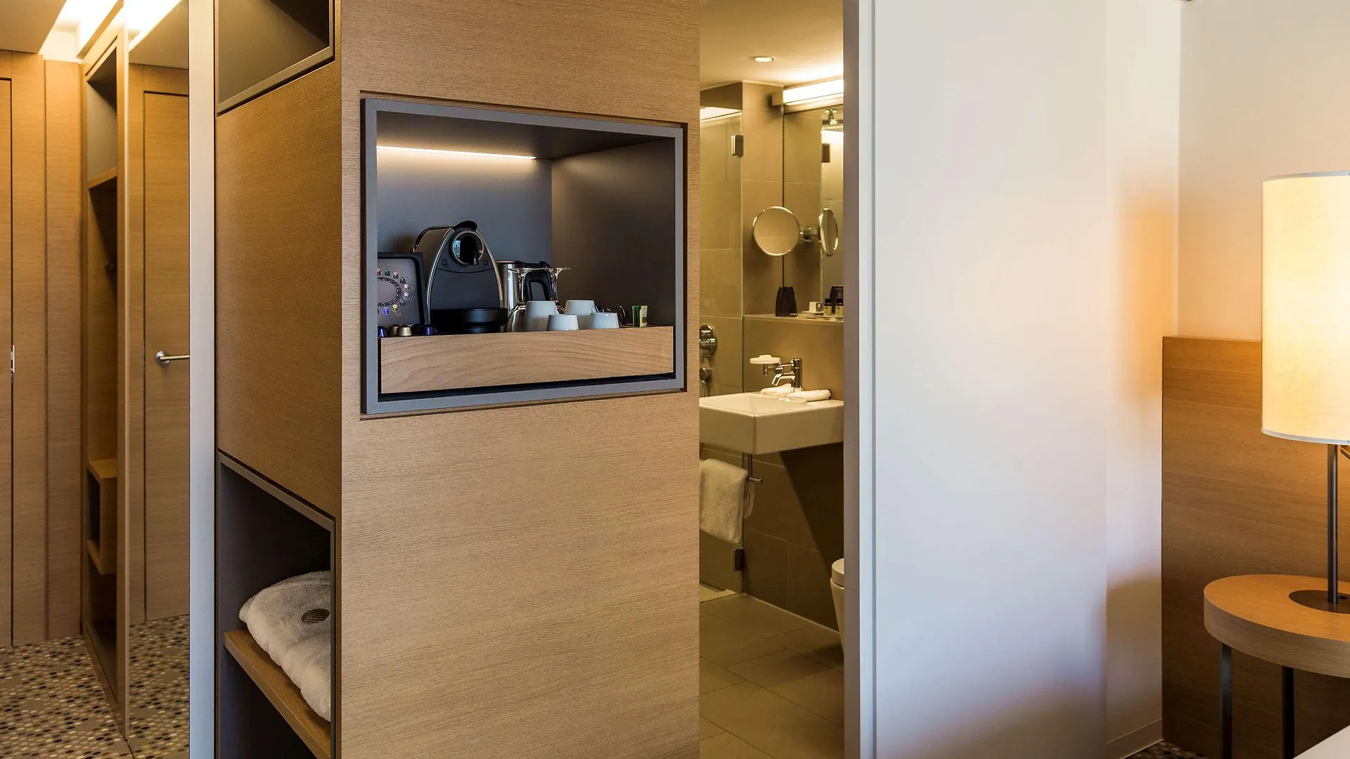 Hotel Pullman Basel Europe 4*,  Suiza